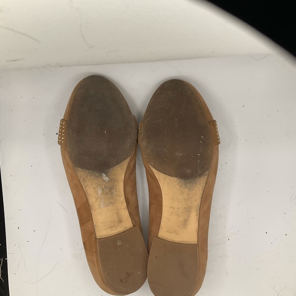 “ALFANI” Tan Coloured Suede Shoes with Studding and Gold Heels. - Picture 6 of 10